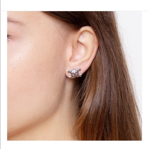 Studded Skull and Crossbones Earrings Stainless steel NWT - Picture 3 of 3